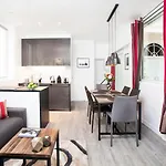 Appartement avec 2 chambre(s) de 55 m² et 2 salle(s) de bains privée(s) à 2e - Louvre - Bourse