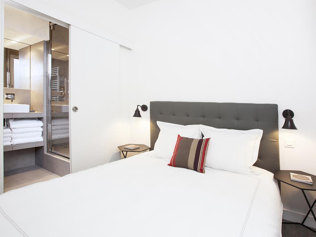 Charming 2br-2ba Between Le Marais & Le Louvre Parijs